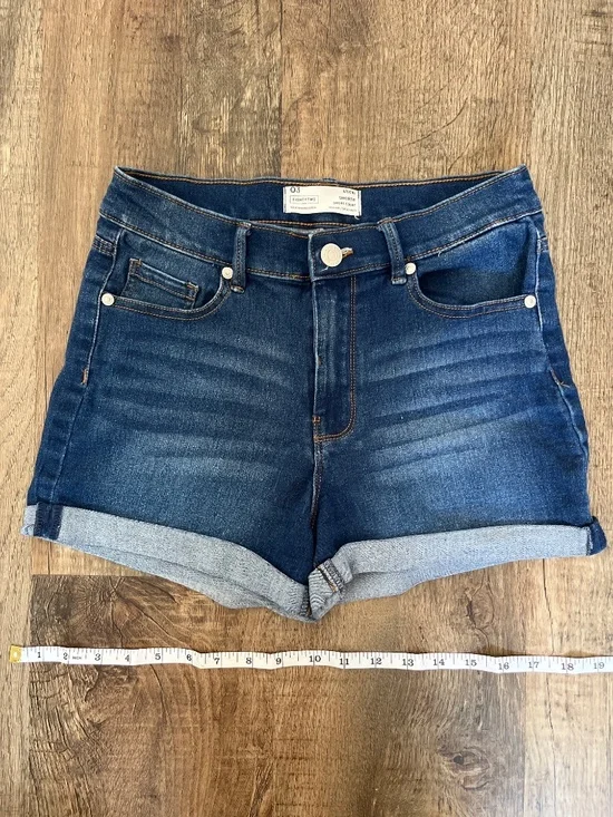 Dark Wash High-Rise Denim Shorts (Cuffed Hem) - Picture 4 of 5